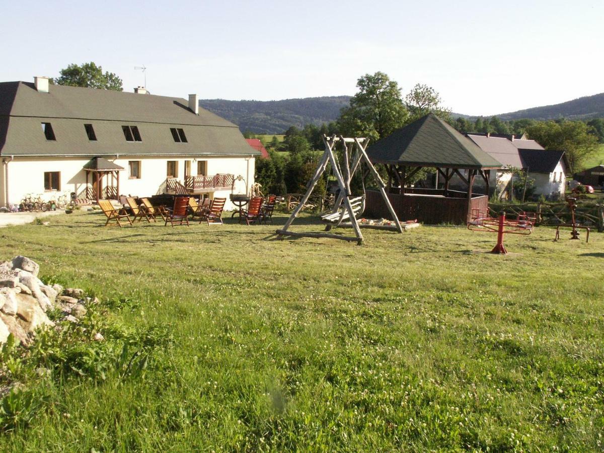 Agroturystyka Leszczynowy Dworek Ponikwa  외부 사진